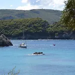 Nyaraló Odysseus Paleokasztríca